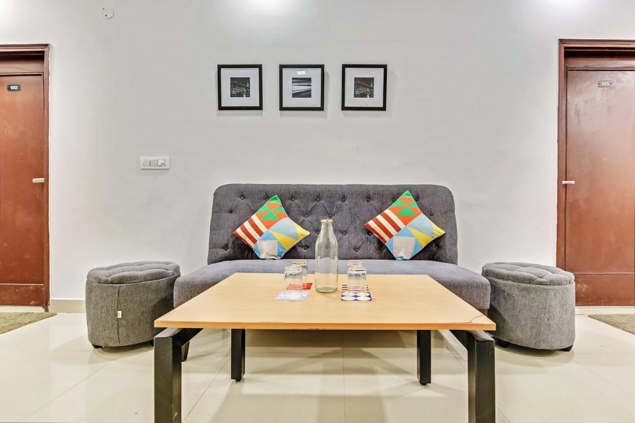 Oyo Home 64106 Comfortable Stay Nuova Delhi Esterno foto