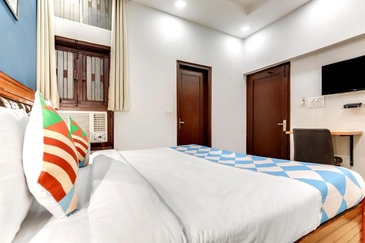 Oyo Home 64106 Comfortable Stay Nuova Delhi Esterno foto