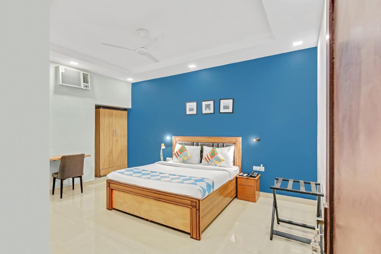Oyo Home 64106 Comfortable Stay Nuova Delhi Esterno foto