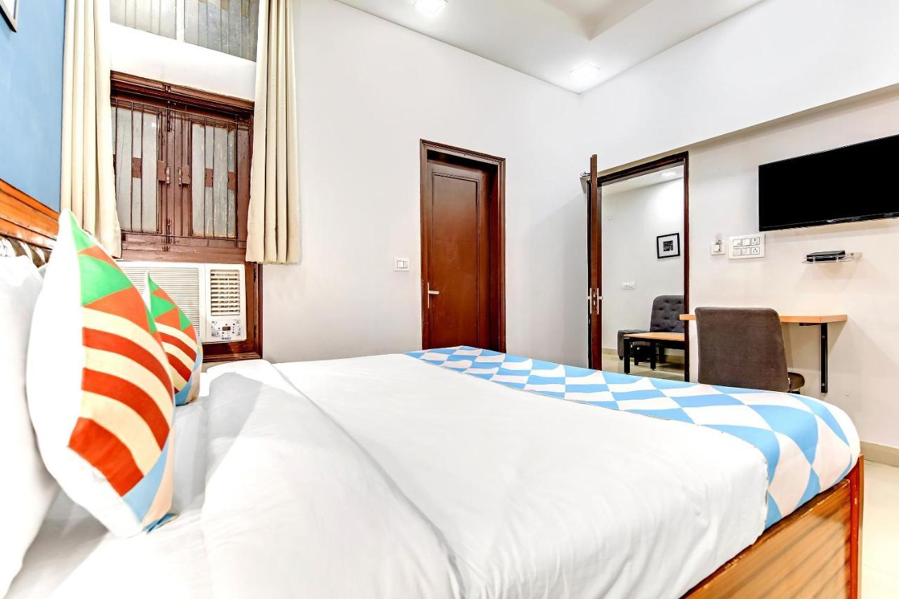 Oyo Home 64106 Comfortable Stay Nuova Delhi Esterno foto