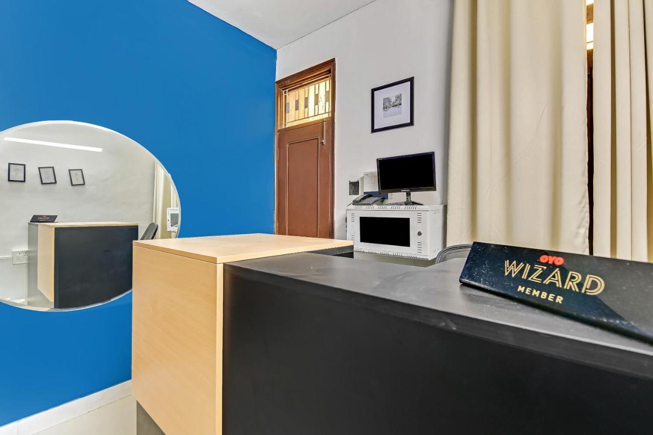 Oyo Home 64106 Comfortable Stay Nuova Delhi Esterno foto
