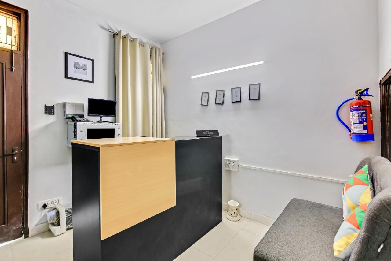 Oyo Home 64106 Comfortable Stay Nuova Delhi Esterno foto