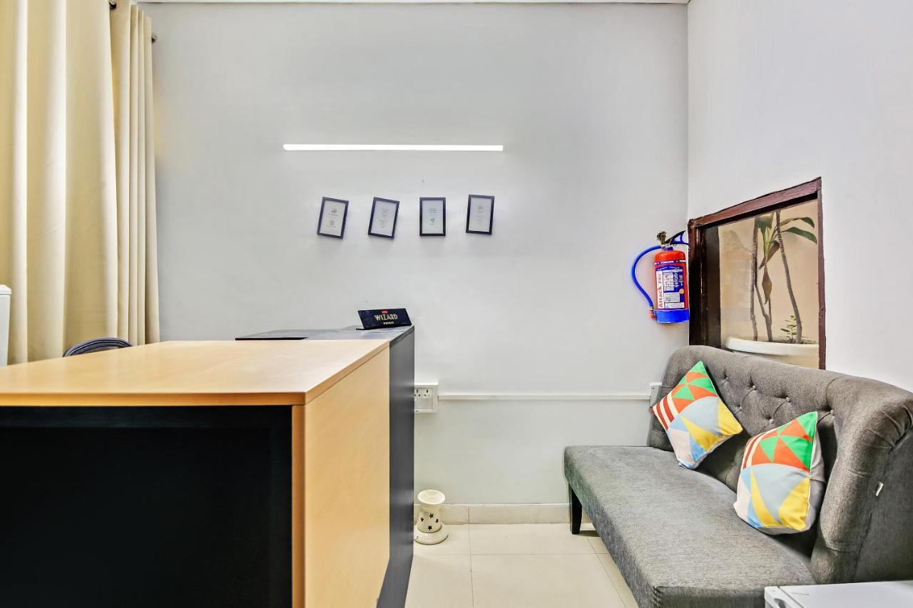 Oyo Home 64106 Comfortable Stay Nuova Delhi Esterno foto